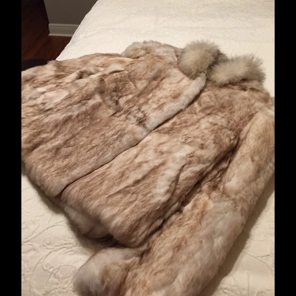 Beautiful Real Rabbit Fur - Picture 4 of 7
